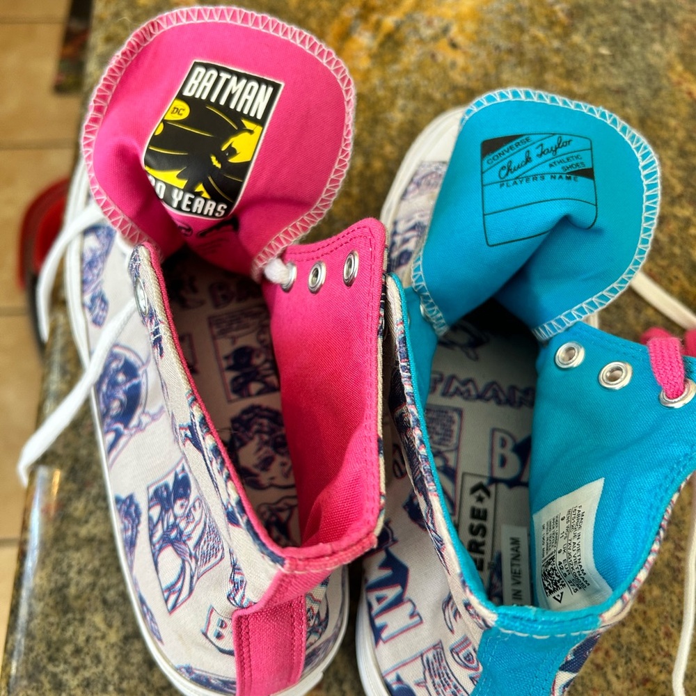 Converse Kids Batman High-Tops - Pink and Blue
